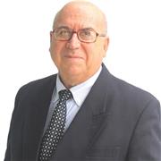 Professor de Planejamento Estratégico e Marketing
